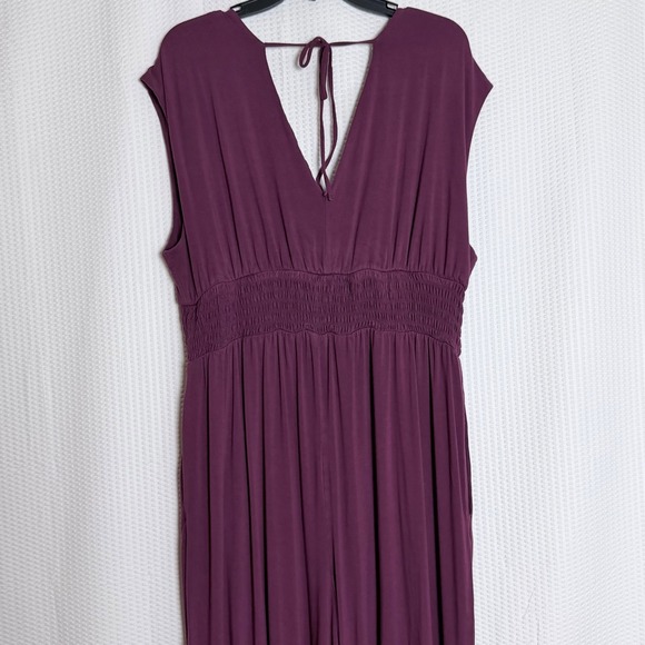 Old Navy Plum Purple Smocked Waist Wide Leg Jumpsuit Romper XL Tie Back V Neck - Picture 11 of 11